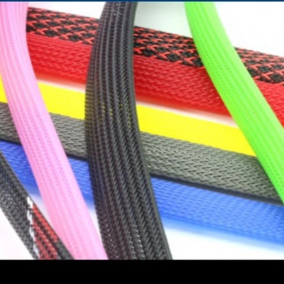 Cable de PET a prueba de fuego Manga buena flexibilidad fácil de doblar Varios tamaños para una resistencia superior al fuego