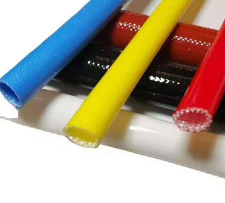 Temperatura nominal de 200 °C Manos de fibra de vidrio de silicona con resistencia dieléctrica de 1,5 kV y excelente resistencia al envejecimiento para la protección del cable
