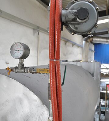 Buen precio El uso versátil de la manga de fibra de vidrio de silicona buena dureza, resistencia a la torsión, resistencia a la abrasión en línea