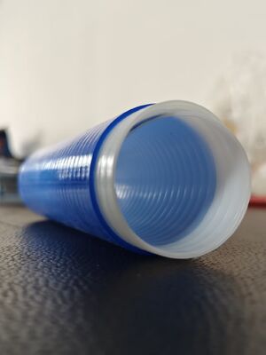 Buen precio Excelente tubo termorretráctil resistente a los rayos UV con un diseño de resistencia a la tracción de 6.9 MPa para el aislamiento, la protección y el sellado de conexiones eléctricas en línea