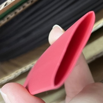 Buen precio tubo encogible eléctrico rojo de la pared de 19.1m m del calor de la tubería adhesiva dual PE del encogimiento en línea