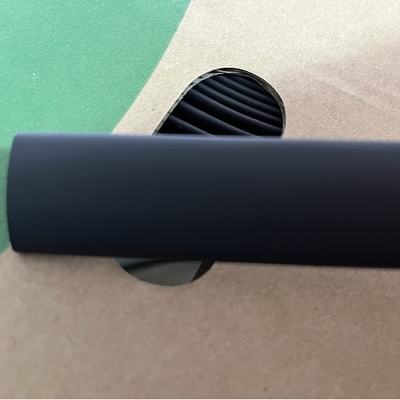 Buen precio Tubería alineada adhesiva negra dual impermeable del encogimiento del calor del tubo 4.2m m del encogimiento del calor de la pared en línea