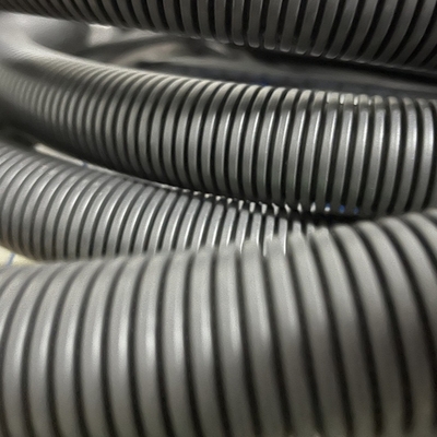 Buen precio tubo acanalado negro PP, tubo del drenaje de 25m m de desagüe flexible negro de 32m m en línea